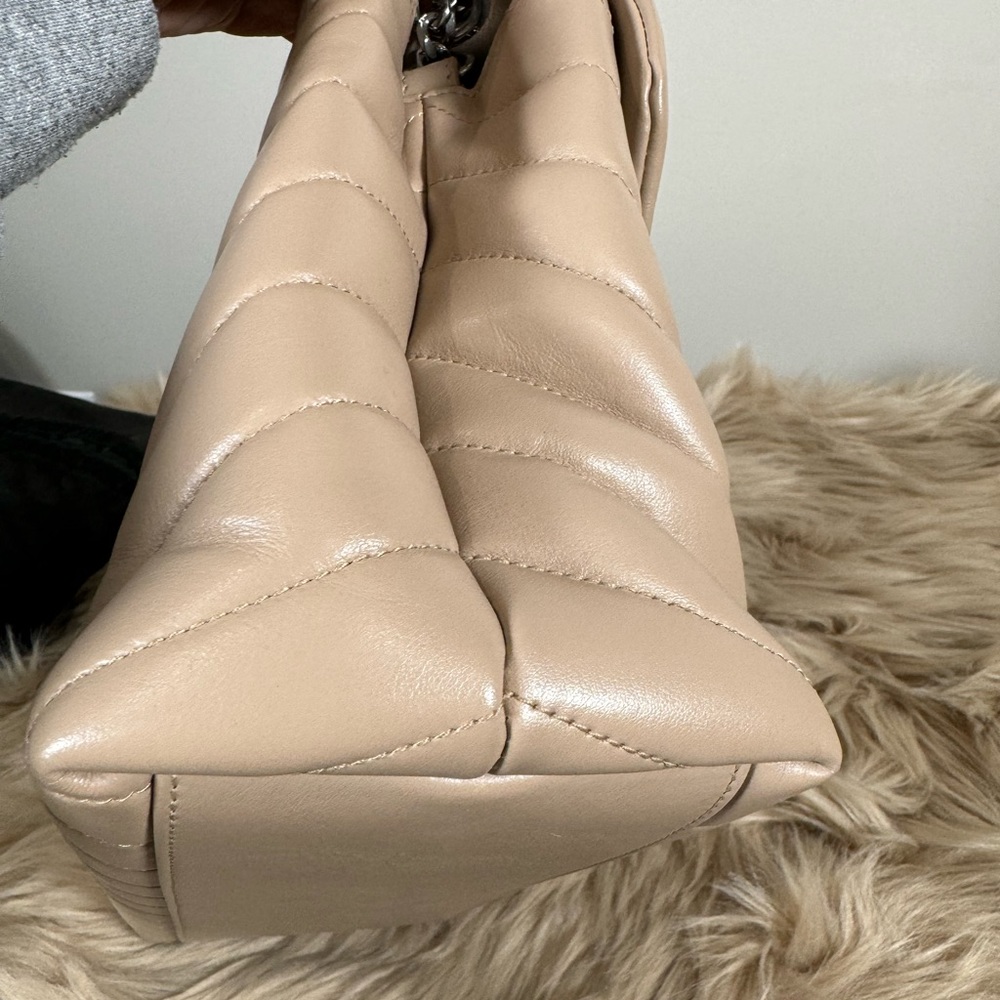 ❌❌❌SOLD❌❌❌Authentic YSL Yves Saint Laurent Monogram Loulou Shoulder/Crossbody - Picture 5 of 15